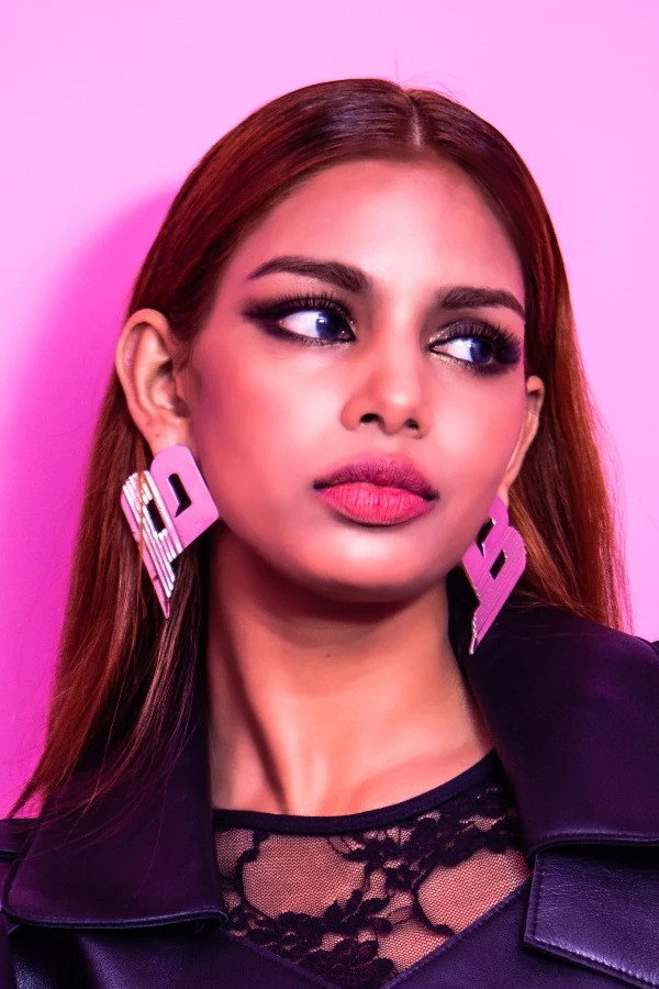 SRIYA as Self - BLACKSWAN in K-Pop Idols