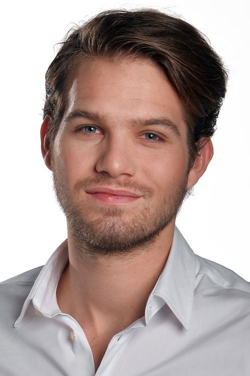 Áron Darvasi as Csabesz in The Buzz