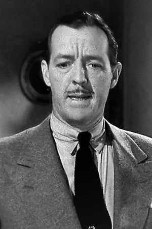 Frank Fenton as Prentice in The Clay Pigeon