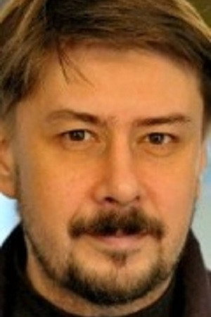 Rustem Yuskaev as Soykin in A Portrait Of A Stranger