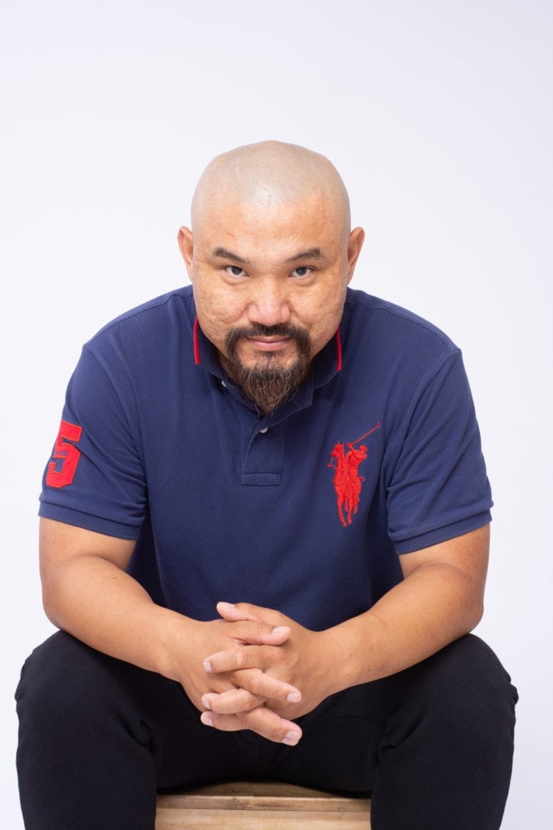 高院峰 as Big Mustache in Water Monster 2