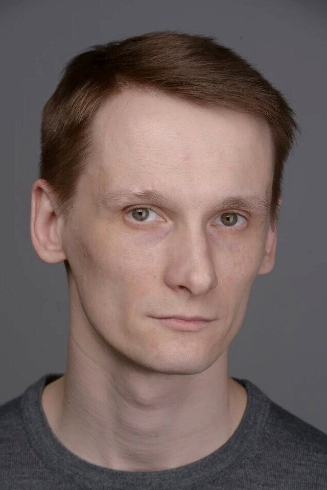 Михаил Касапов as Yevgeny Khromov in Женское дело