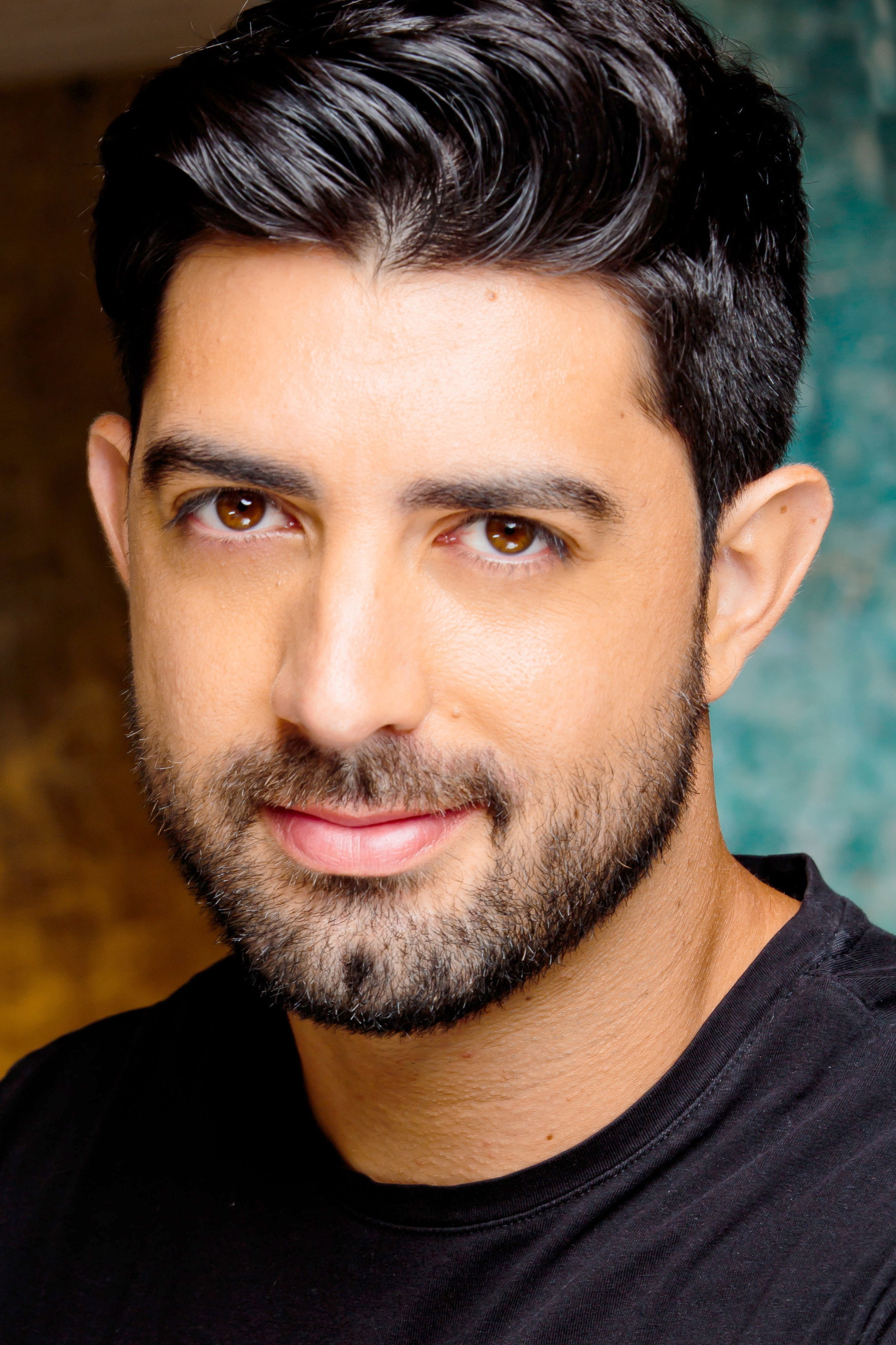 David Guenaga as Casting Director in Flush