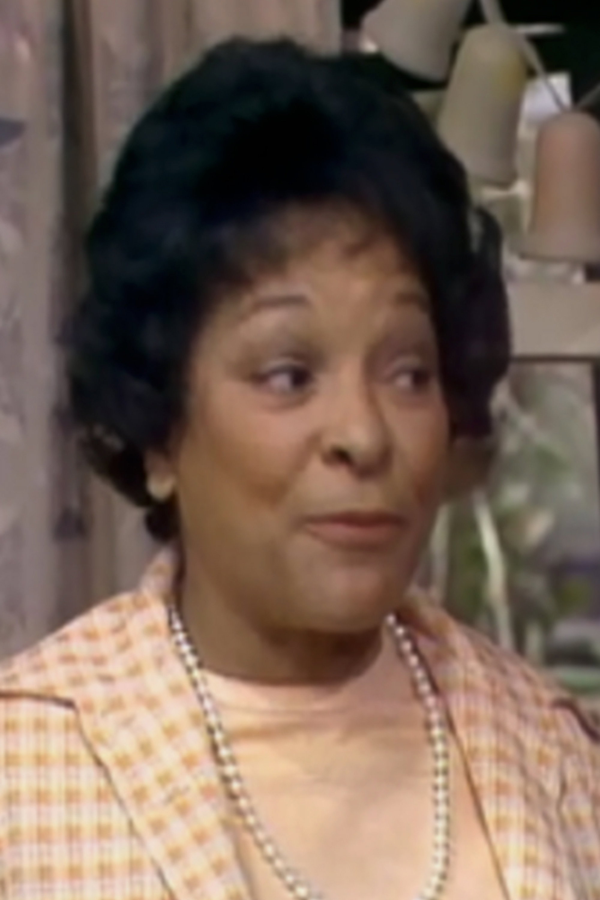 Royce Wallace as Mary in Thompson's Last Run