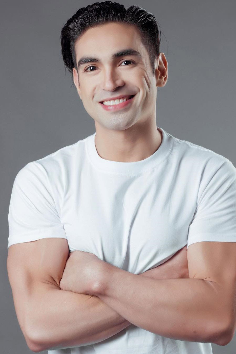 Carlos Agassi as Señorito Benedicto / Benjamin "Benjie" Ylagan in Sa Dulo Ng Walang Hanggan