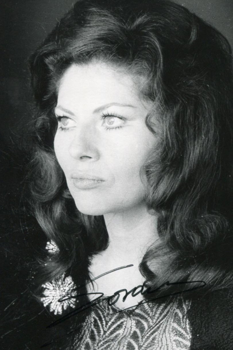 Soraya Esfandiary-Bakhtiari as Self / Linda / Mrs. Melville in The Three Faces