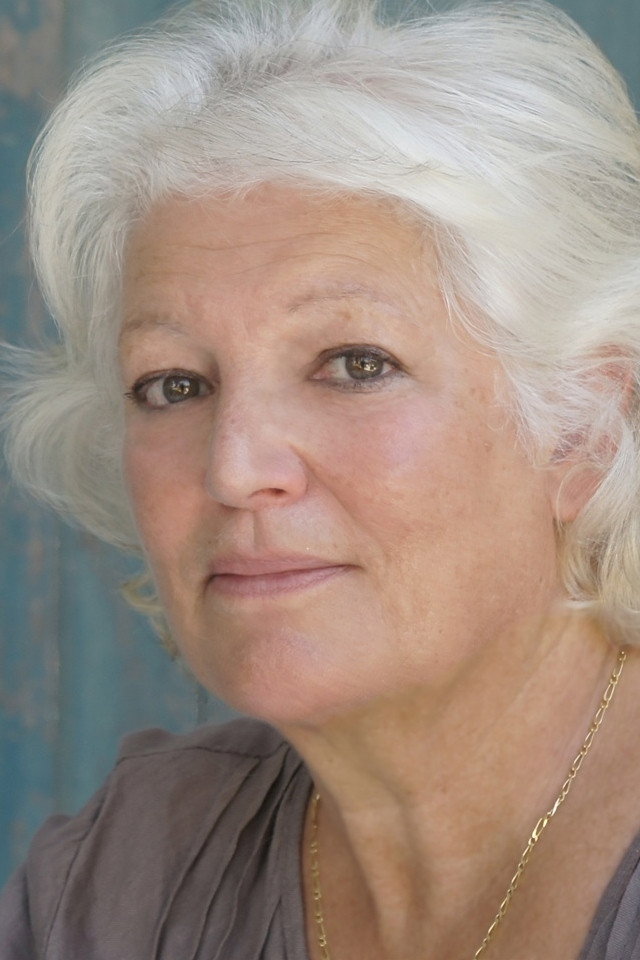 Catherine Alcover as Carmina Faldo in For Better and for Worse