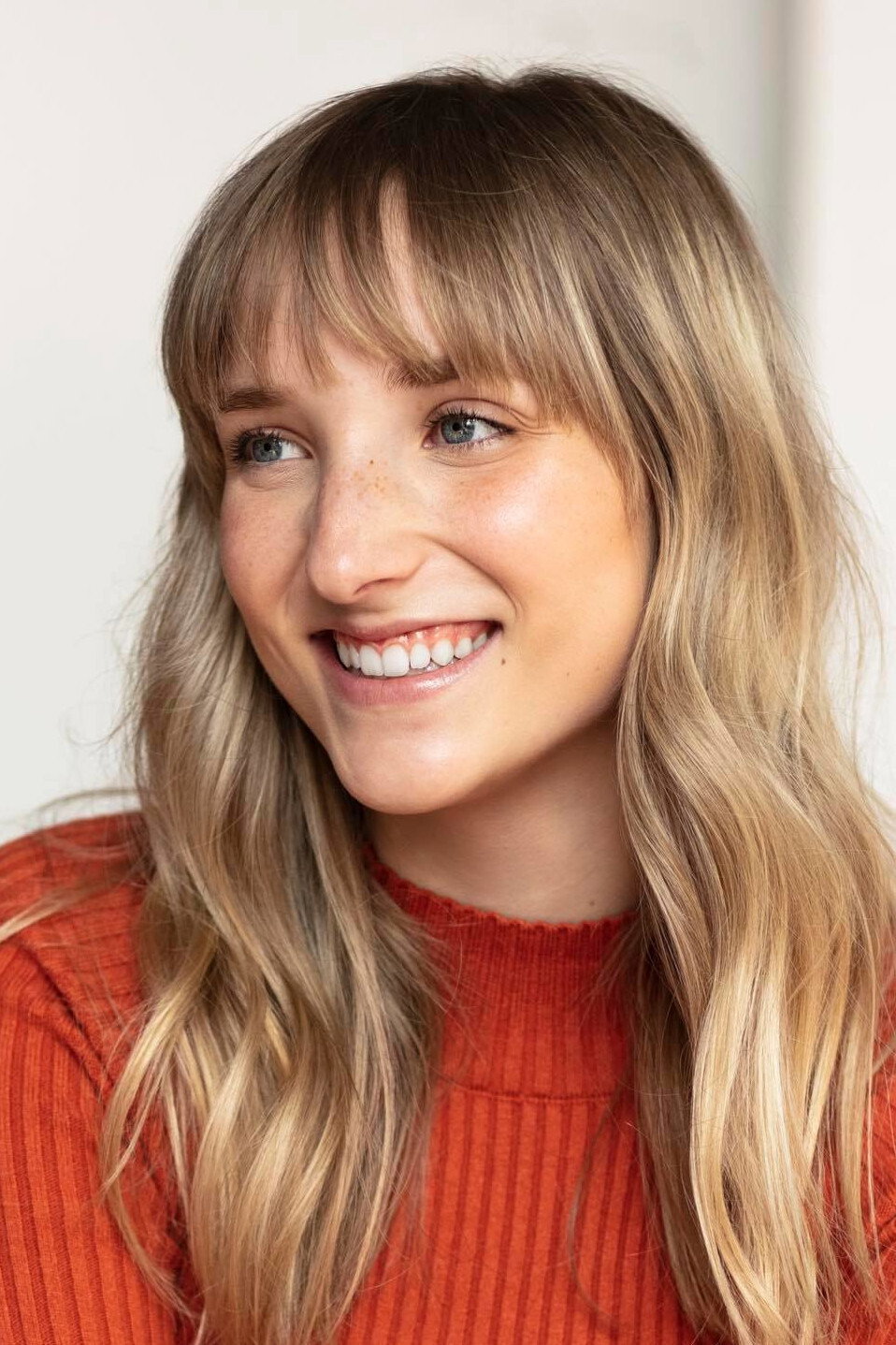 Cassandra Montreuil as Louise in L'anxiété, au 21e siècle