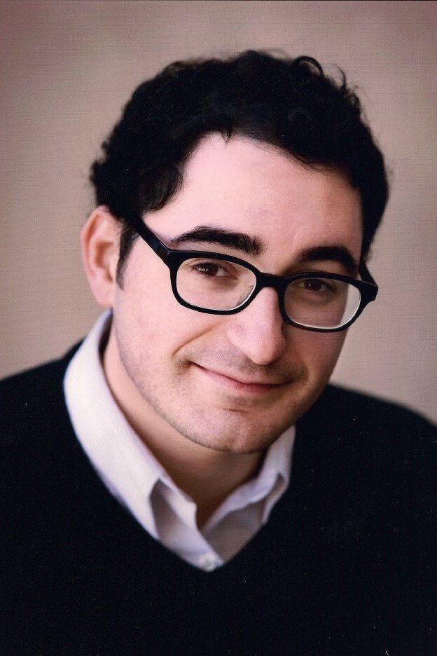 Jeremy Beiler as Y Guy in The Maya Rudolph Show