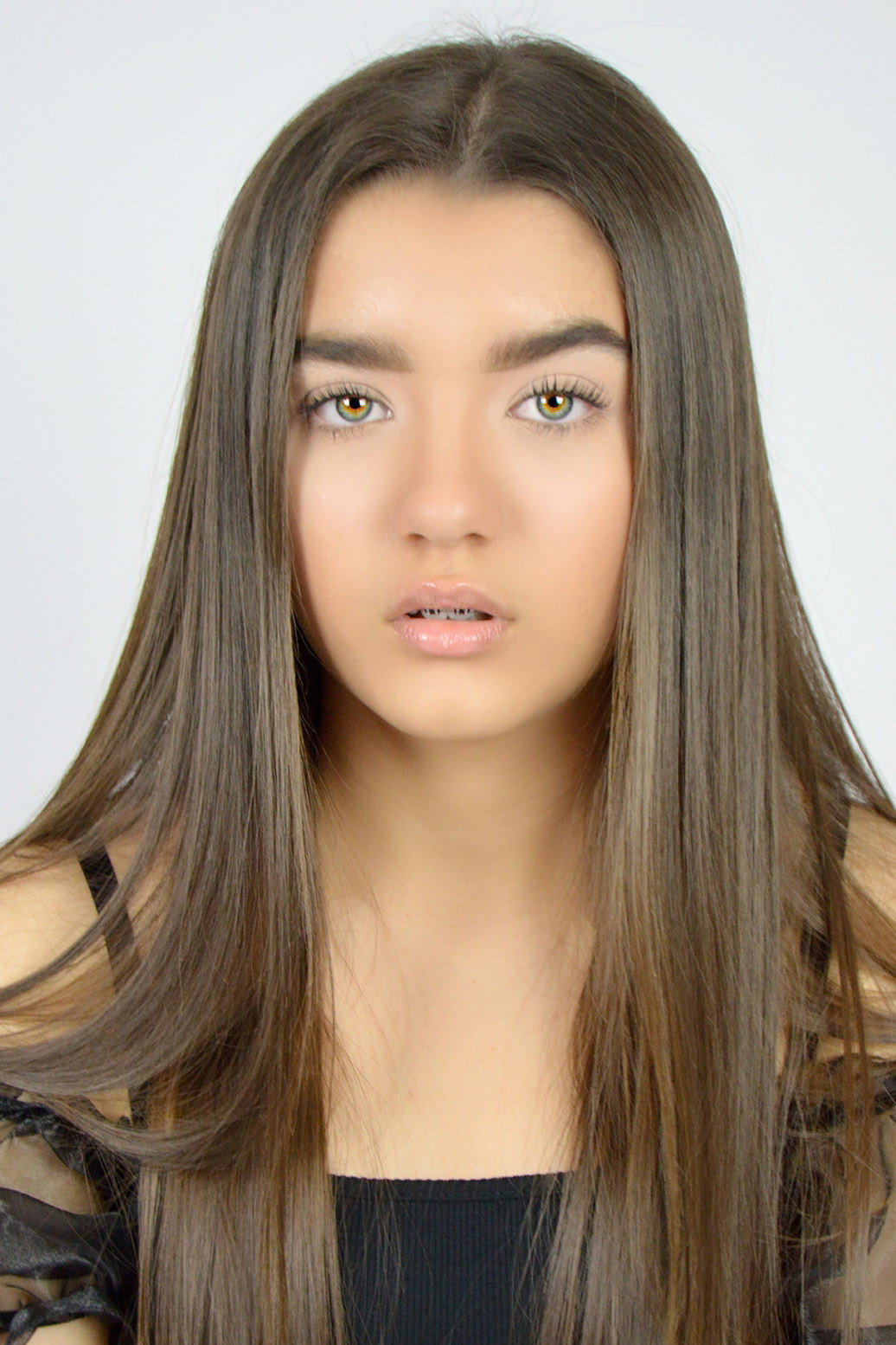Lamissah La-Shontae as Young Sarah in Ghost Track