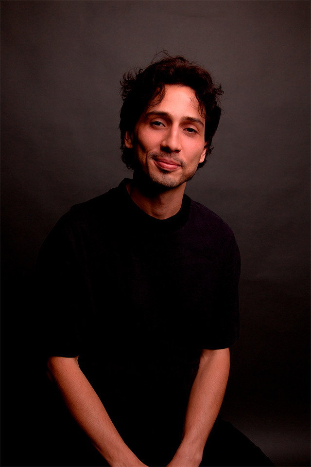 Leon Ramos as Y in Purple Dictatorship