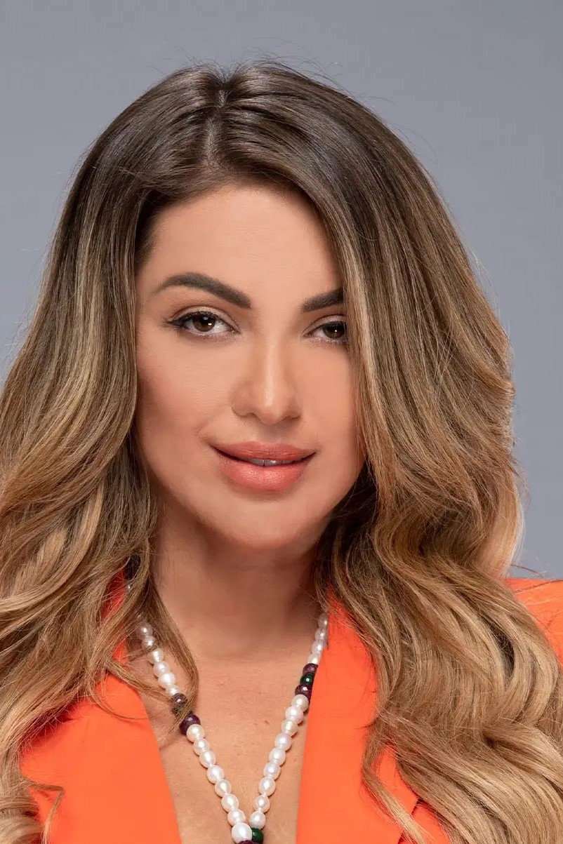 Arbnora Ademaj as Leyla in Kırık Hayatlar