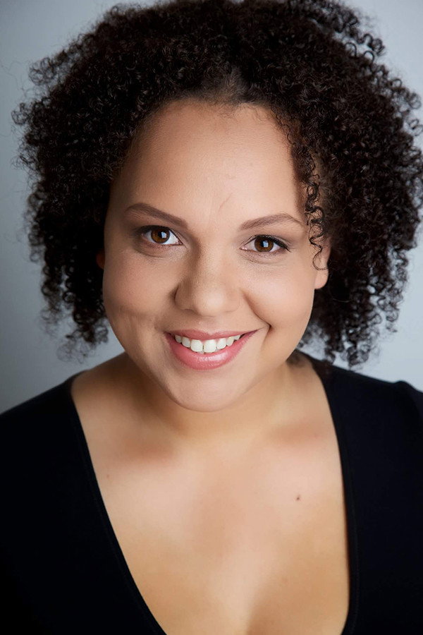 Kerry Warkia as Kerry in Auckland Daze