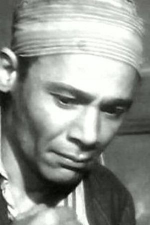 Mohammed Tawfik as بدران in The Man Who Lost His Memory Twice