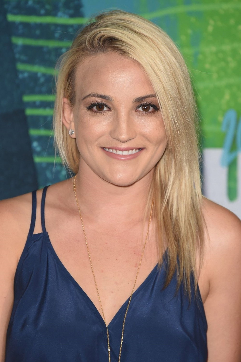 Jamie Lynn Spears as Herself in Follow Me (Zoey 101)