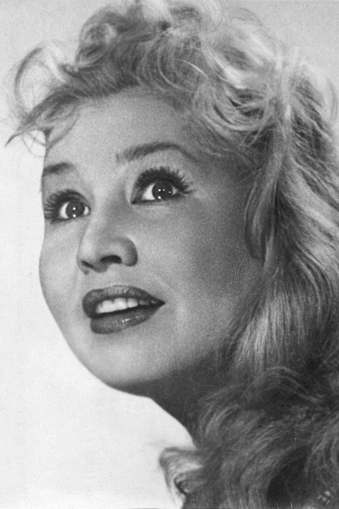 Екатерина Савинова as Lubochka in Cossacks of the Kuban