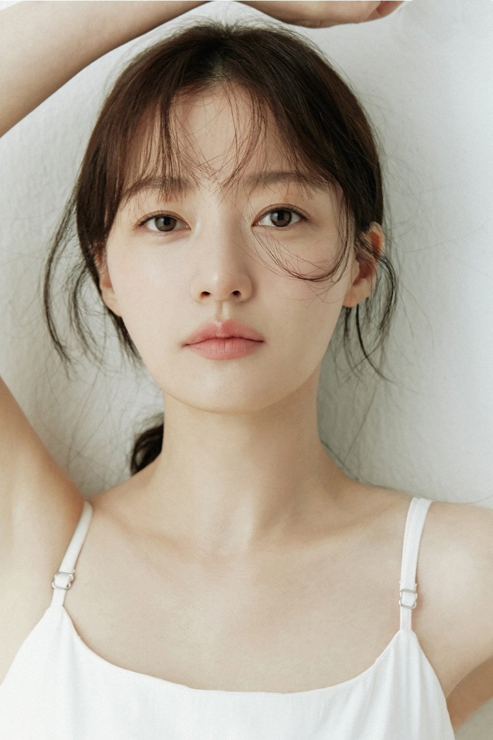 송하윤 as Joo Gi-Bbeum in Devilish Joy