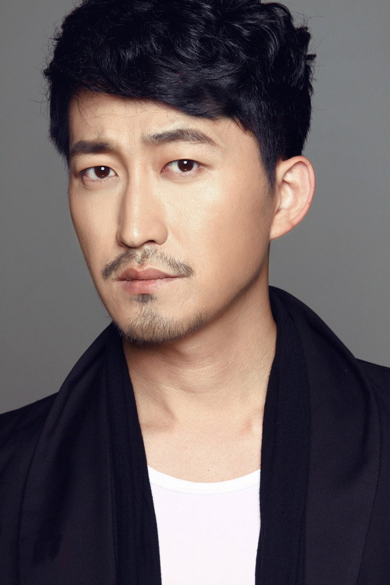 Sun Chen Yao as Ying Zhan in Pearl Earrings