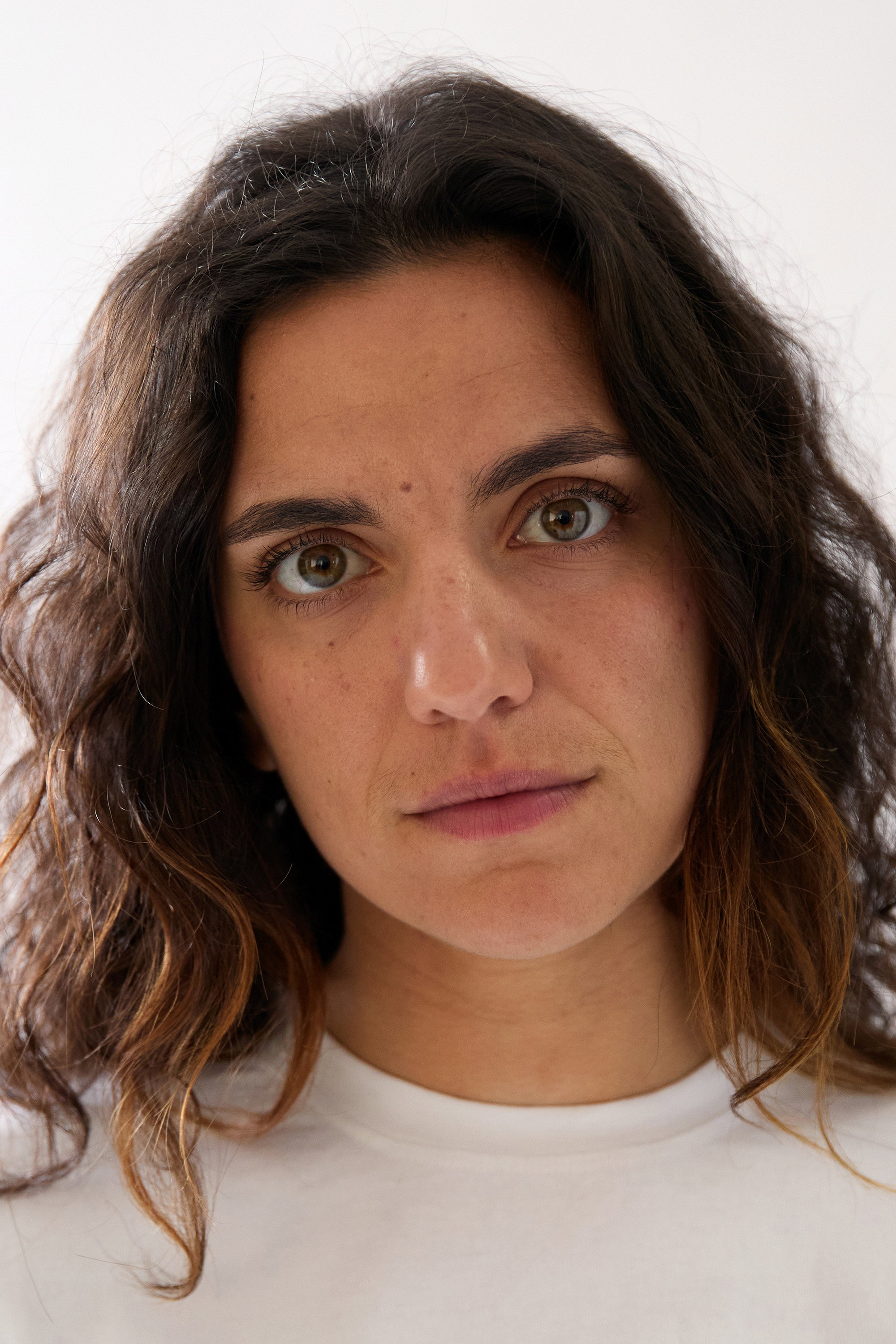 Sandra Pujol as Sílvia in The Good Daughter