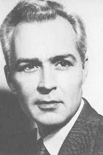 Ralph Clanton as Sam Marvin in Undersea Girl