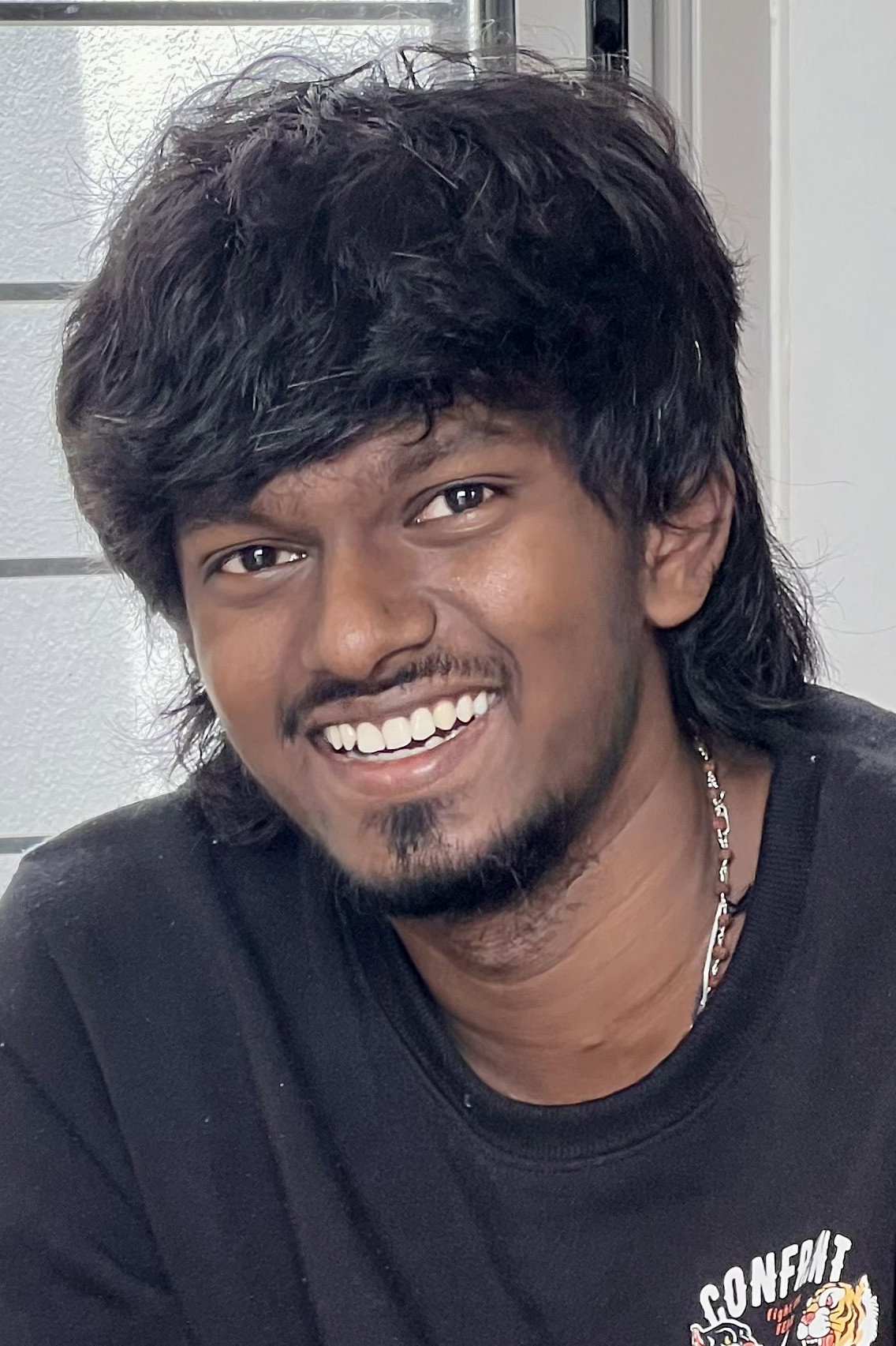 Gaurav Kaalai as Pari Mukhilan in Minmini