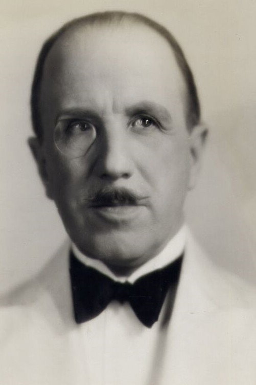 Arthur Hoyt as Zeke in It Happened One Night