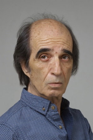 Αντώνης Κατσαρής as Funeral Contractor in The Man with the Answers