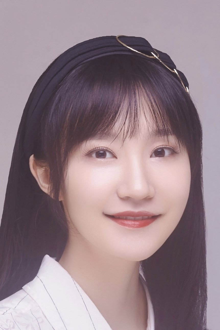 李牵 as Liu Jingyao in Fervent Kiss