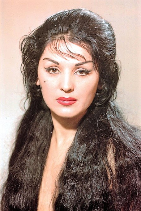 Moira Orfei as Gloria in Christmas Vacation '90