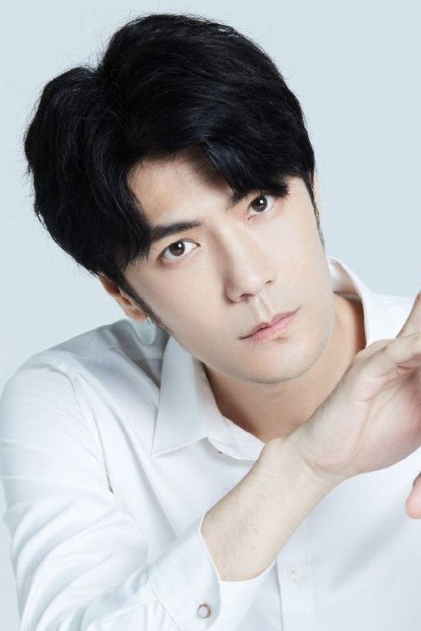 季晨 as Ben Jieming in Detective L