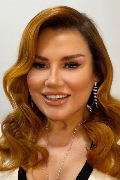 Deniz Seki as Self - Jury in Popstar Türkiye