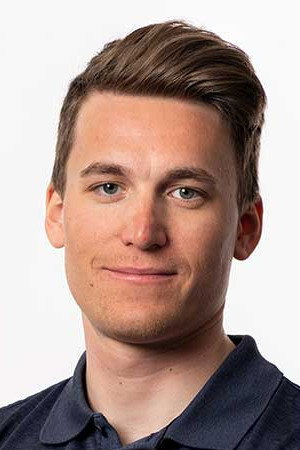 Martin Ponsiluoma as Self - Contestant in Landskampen