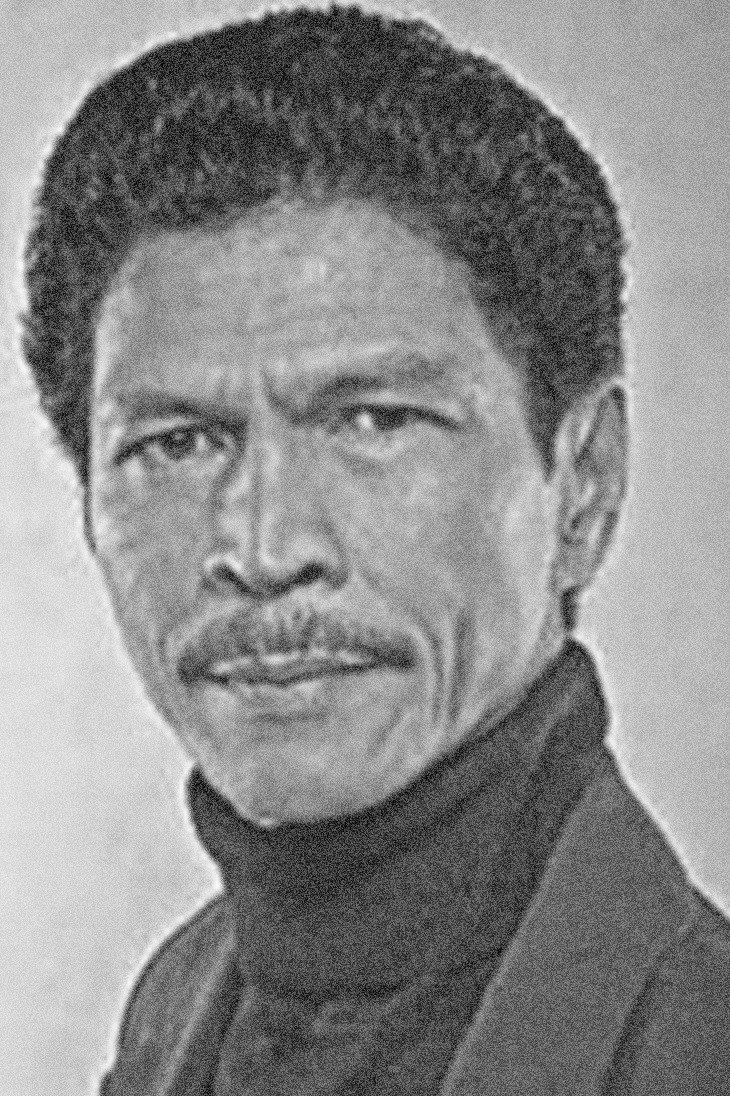 Eman Manan as Alwi in Tsu Feh Sofiah
