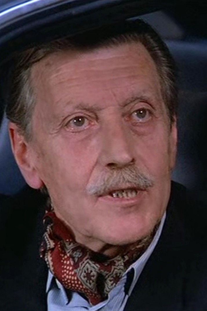 Lanfranco Spinola as Consul Burns in Slave of the Cannibal God