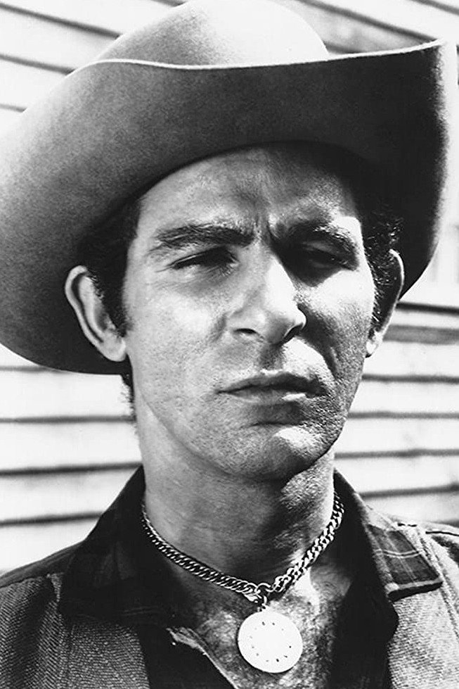 George Keymas as Chato in Apache Warrior