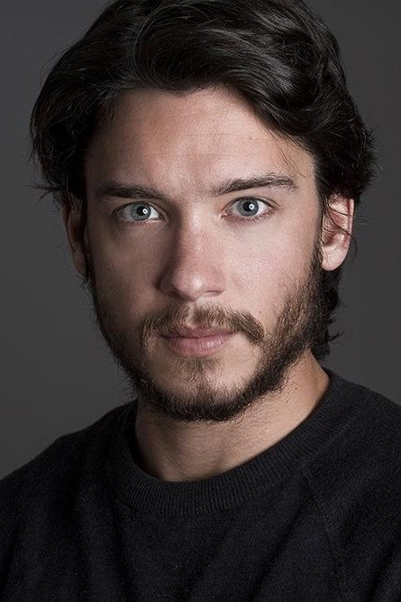 Filipe Matos as Vasco in Desassossego