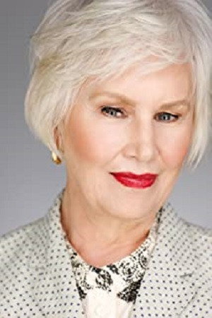 Brenda Currin as Aunt Marci in Daughter of the Bride