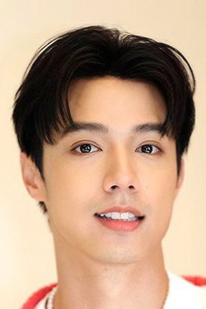 ธัชพล กู้วงศ์บัณฑิต as Mek / Warit in Cloudy Days