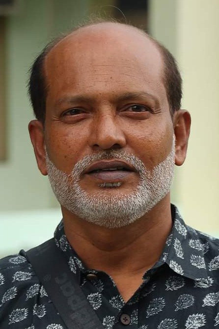 Sankar Debnath as Goshai Kaka in Aay Khuku Aay