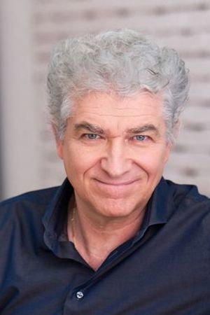 Gioele Dix as Daniele Leonardi in I'm Back