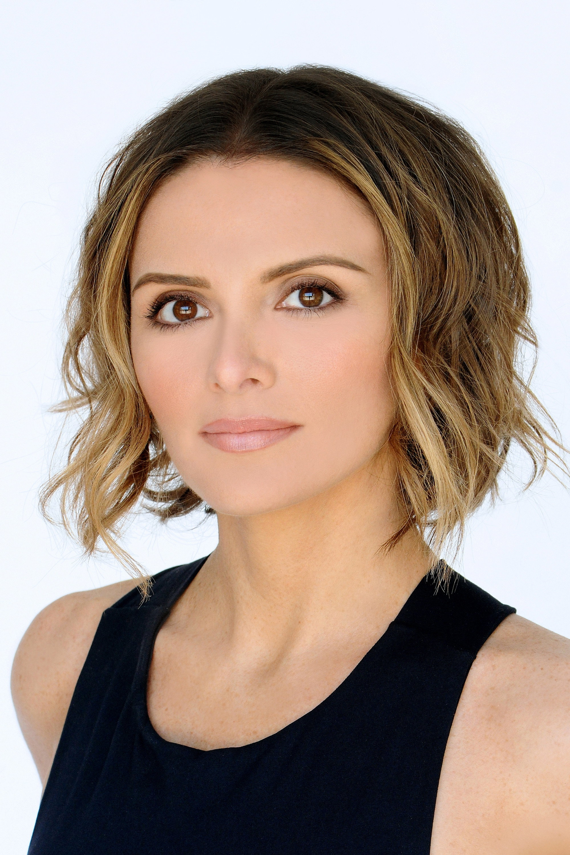 Mandell Maughan as Victoria King in Bajillion Dollar Propertie$