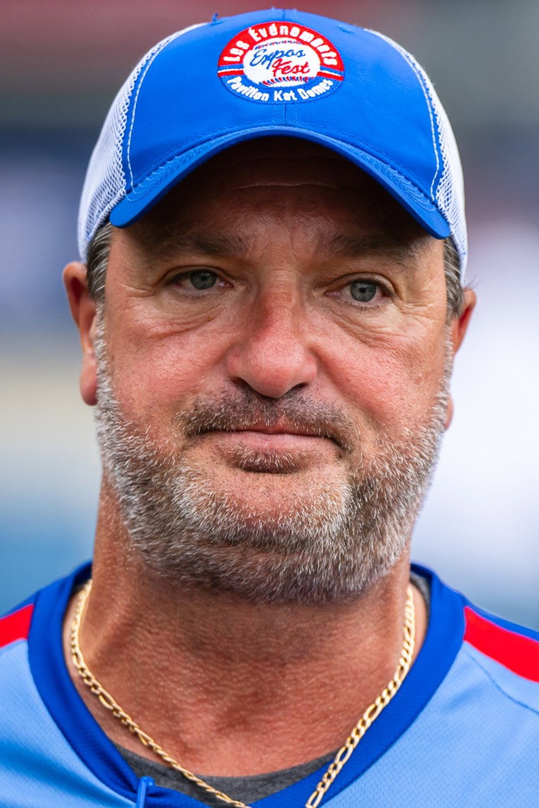 Stéphane Richer as Self in Toujours Canadiens