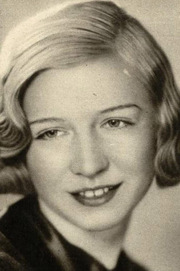 Jadwiga Andrzejewska as Hanka's Mother in Olympic Fire