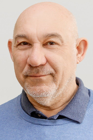 Andrzej Blumenfeld as Chaim Rosenthal in Persona Non Grata
