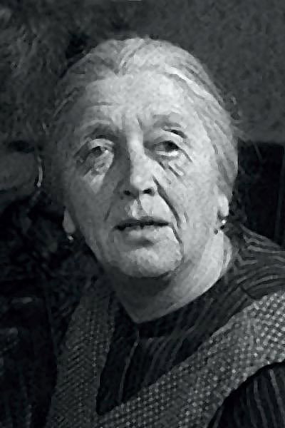 Gertrud Bredel as Katharina Simon in Heimat