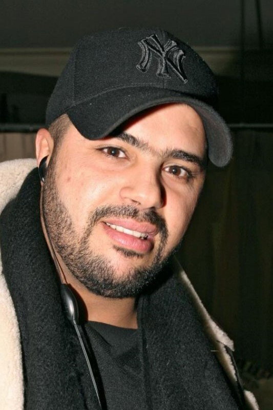 Momo Debbouze as Bachir in Les Mythos
