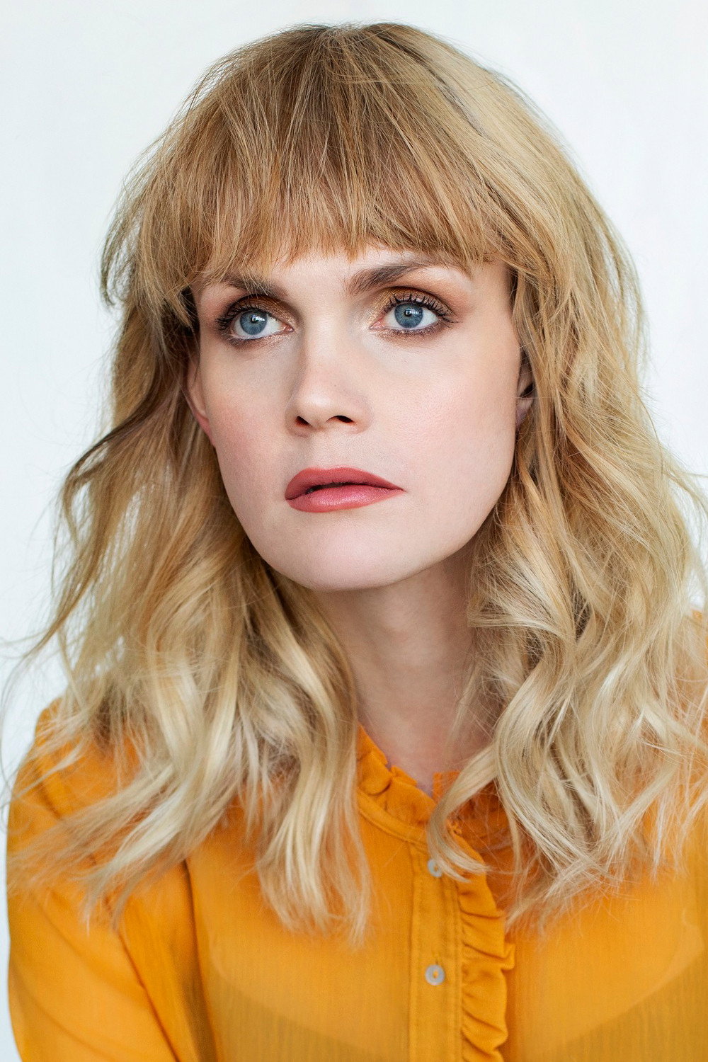 Gabrielle Boulianne-Tremblay as Thérèse in Saint-Narcisse