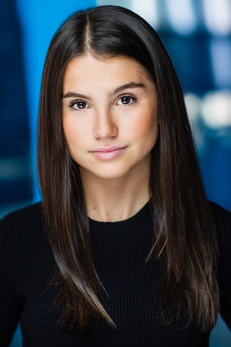 Erika Swayze as Jen Z in Hollywood Arts