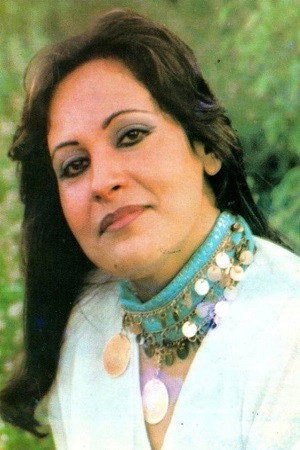 Awatef Salman as Layla in Amirli