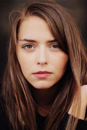 Ava Celik as Gülcan in Huck